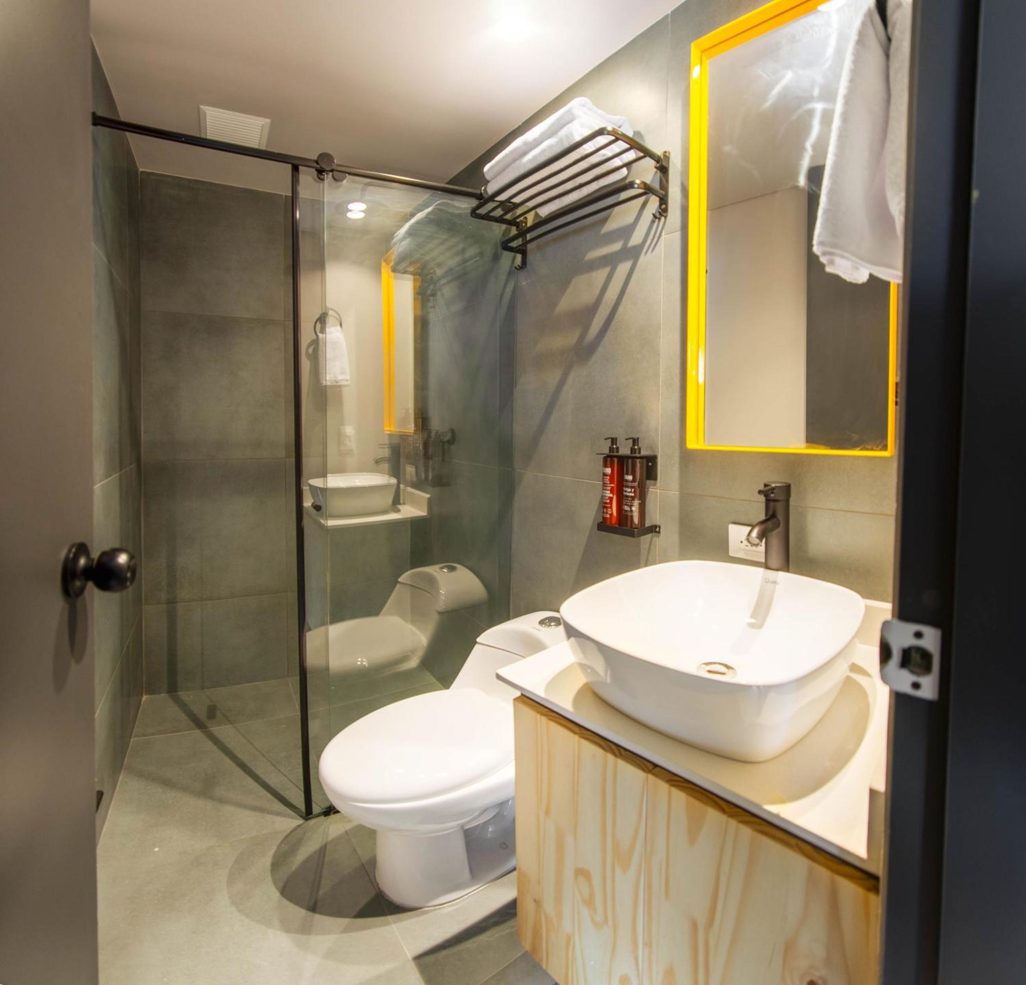 Готель Firenze Lofts Медельїн Екстер'єр фото